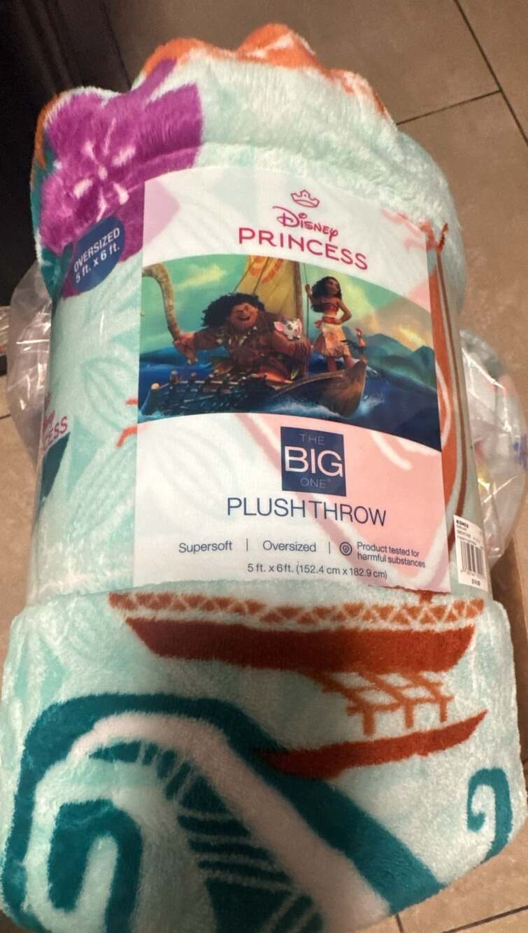 The Big One Disney Princess Moana Oversized Plush Throw Blanket